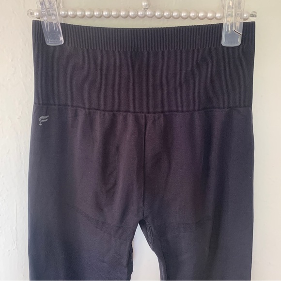 Fabletics High Waist Seamless Leggings - Picture 2 of 6
